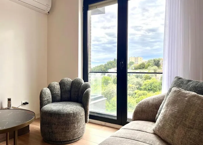 아파트 Ama's 1br Ap 1 - Parking, Sea View & Kitchen *